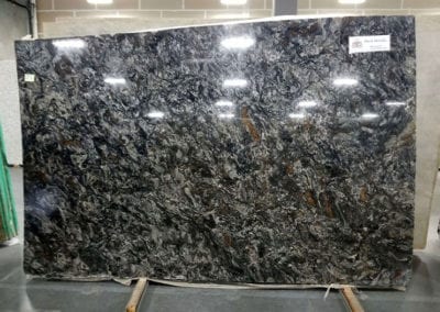 black-metalick-granite