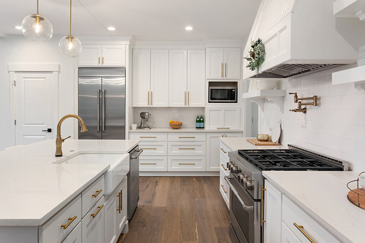 Spotting Stains on Granite and Quartz Countertops and Quick Fixes