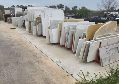 Free-Granite-Quartz-Marble-Remnants-in-Austin